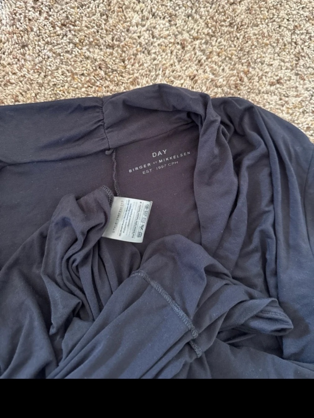 DAY Birger et Mikkelsen‎ Wrap Effect Jersey Dress in Black size Medium - Picture 11 of 12